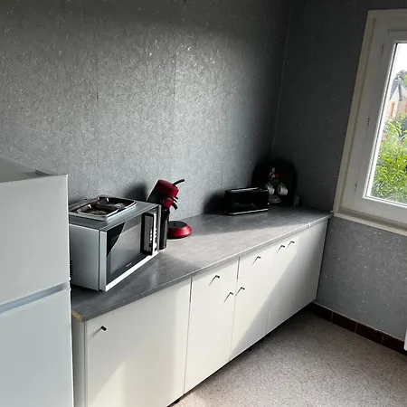F3 Gite « Le General Leclerc » Pour 6 Personnes Yzeure Esterno foto